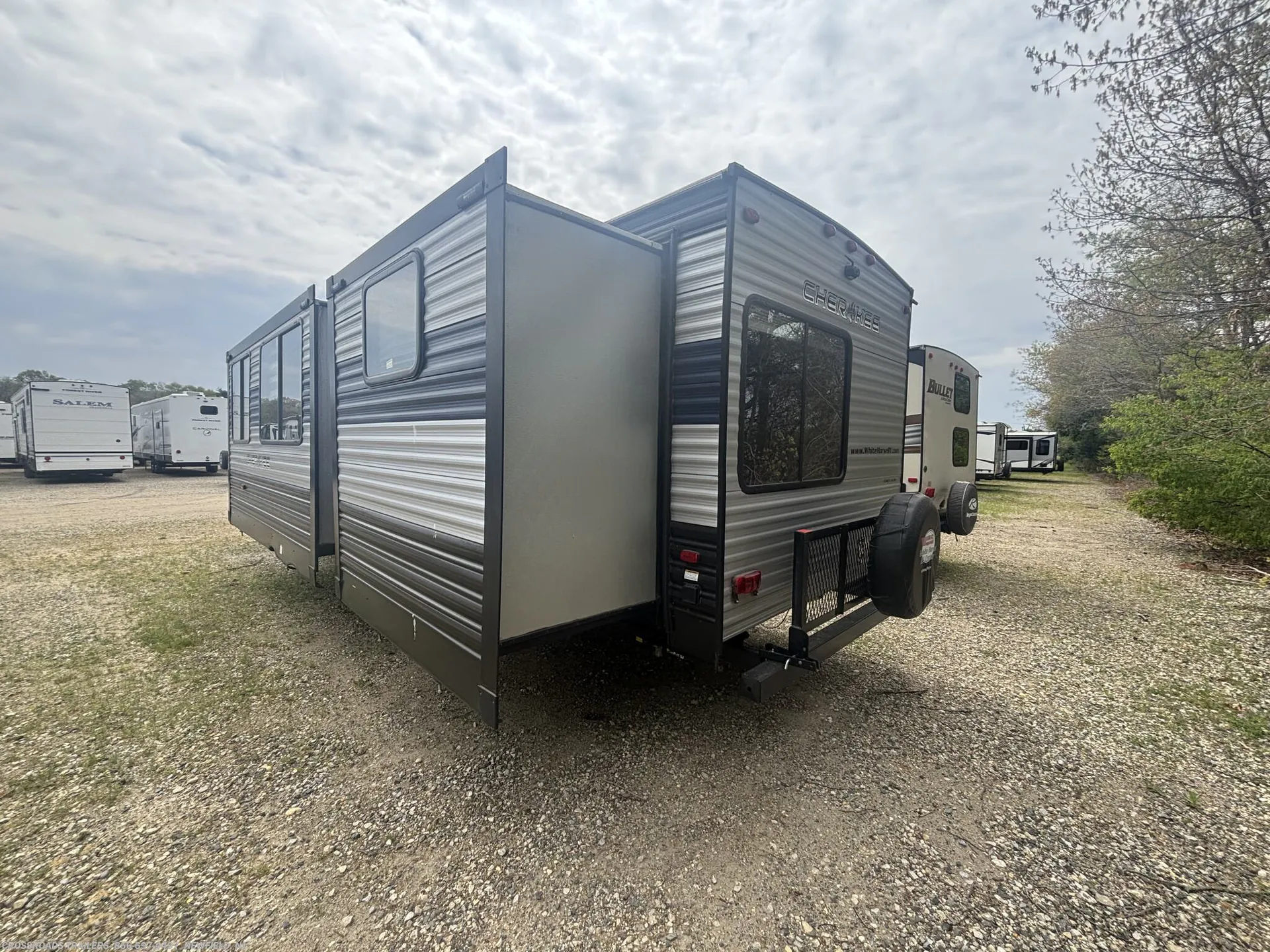 2022 Forest River Cherokee 304BH - Photo 3