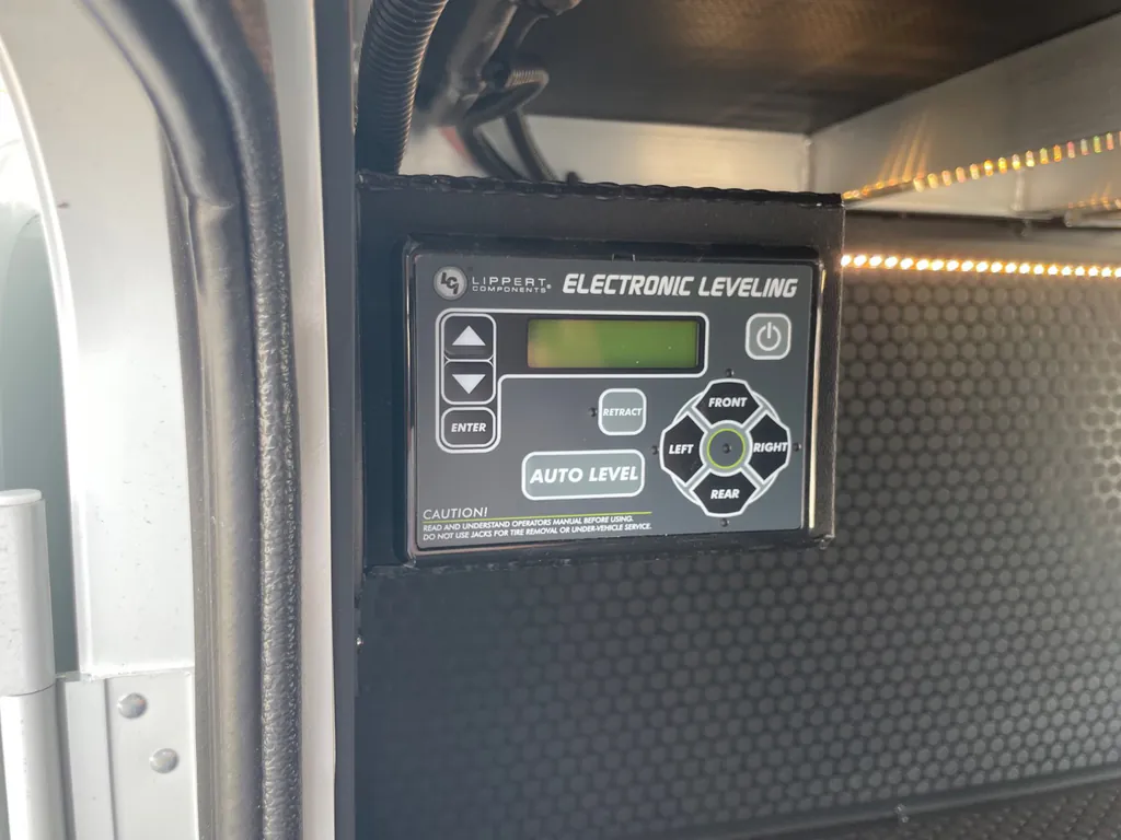 2026 Brinkley Model Z 3600, Photos photo 14