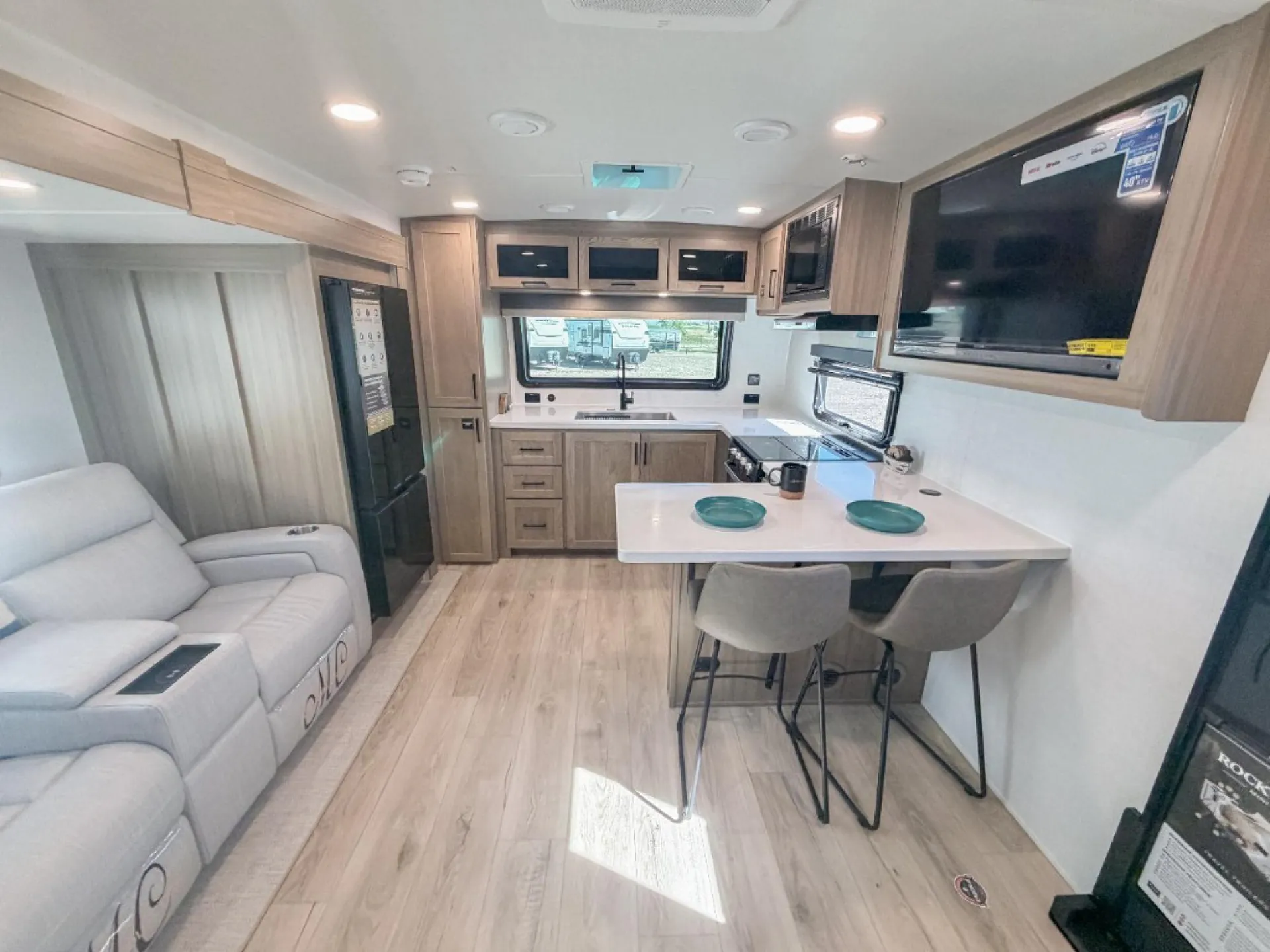 2027 Forest River Rockwood Mini Lite 2523MBR - Photo 3