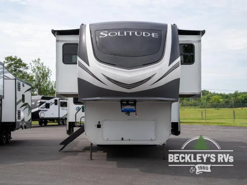 2023 Grand Design Solitude 380FL - Photo 3