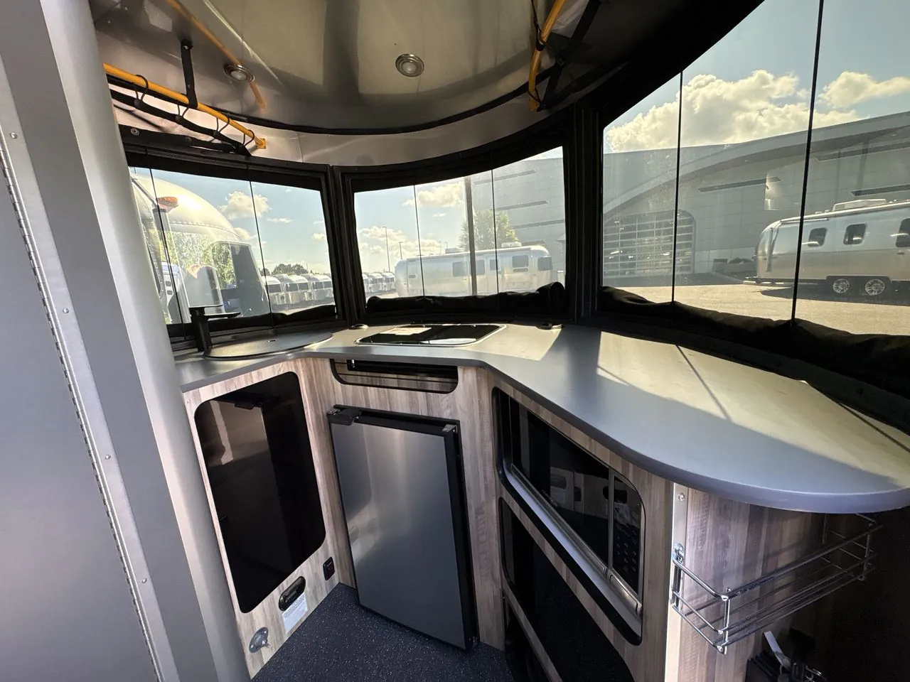 2022 Airstream Basecamp 16X - Photo 4