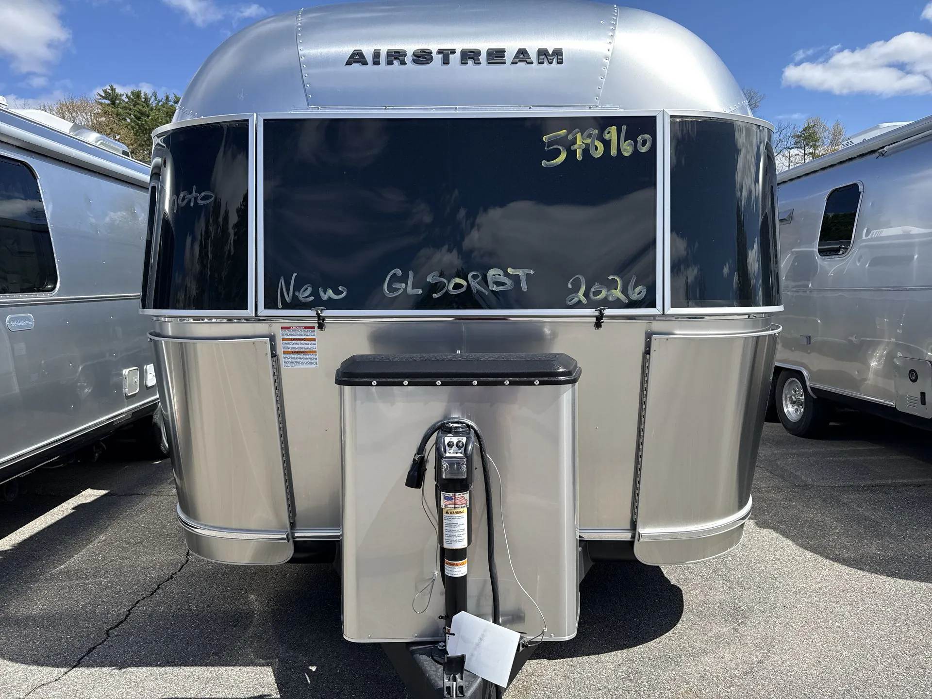 2026 Airstream Globetrotter 30RB Twin - Photo 2