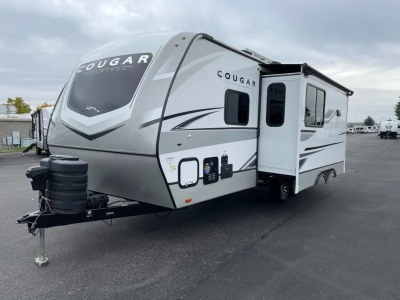 2024 Keystone Cougar Half-Ton 22MLSWE - Photo 3