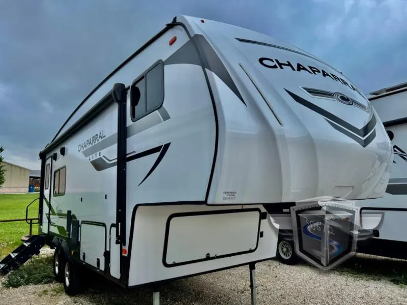 2024 Coachmen Chaparral Lite 235RK - Photo 2