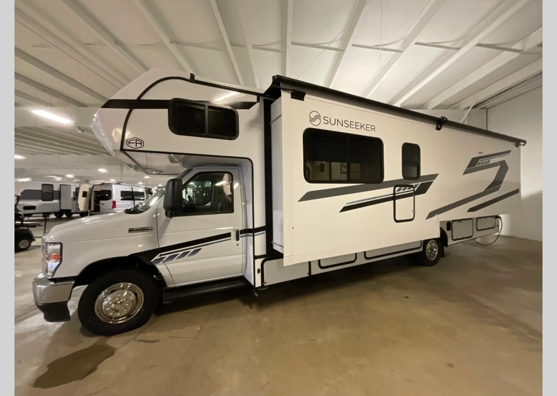 2026 Forest River Sunseeker Classic 3050S - Photo 4