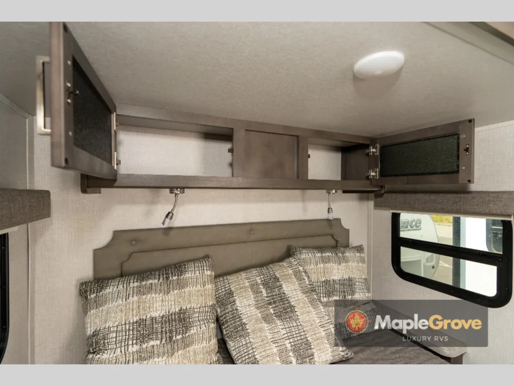 2021 Forest River Rockwood Ultra Lite 2608BS, Photos photo 7