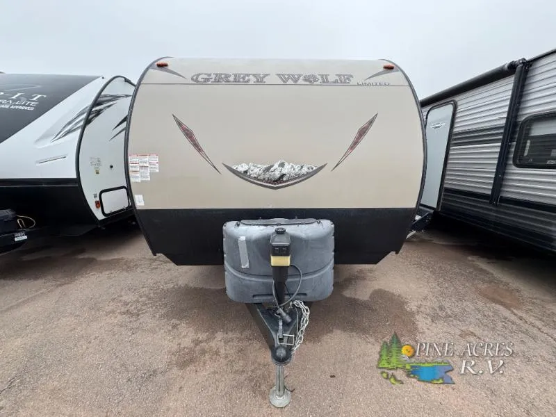 2016 Forest River Cherokee Grey Wolf 23DBH - Photo 4