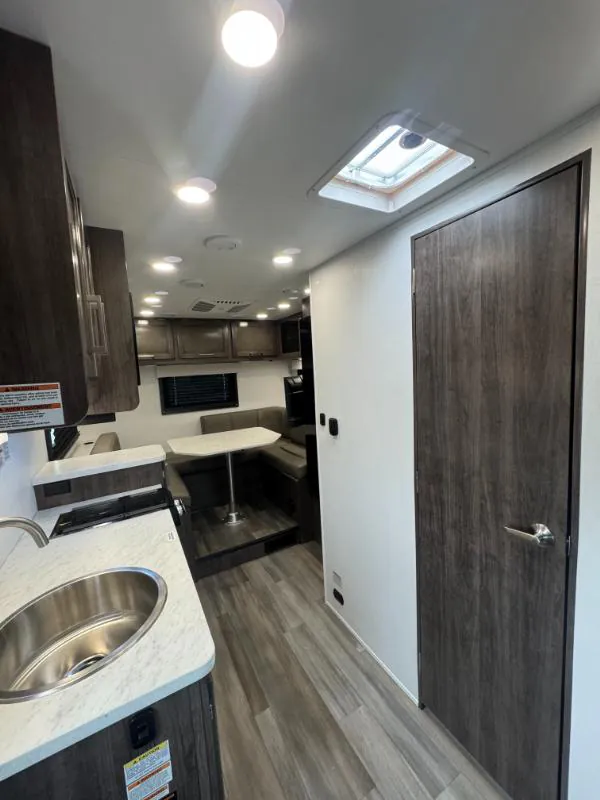 2026 Jayco Redhawk SE 20LF - Photo 3