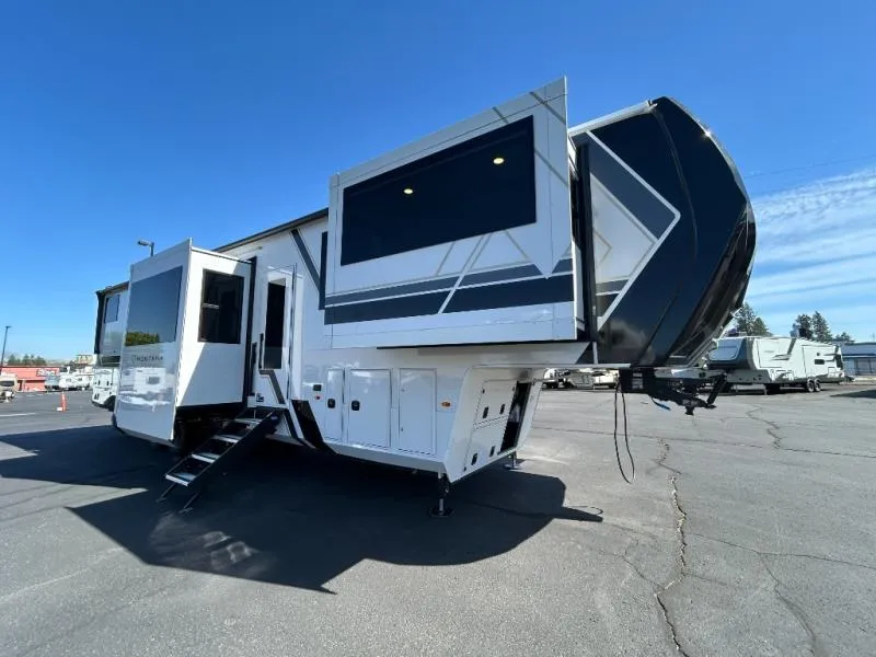 2027 Keystone RV Montana 3800FL - Photo 2