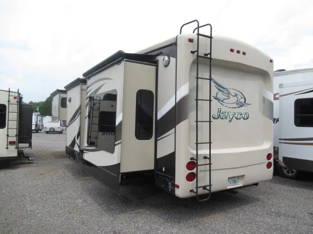 2015 Jayco Pinnacle 36REQS - Photo 4