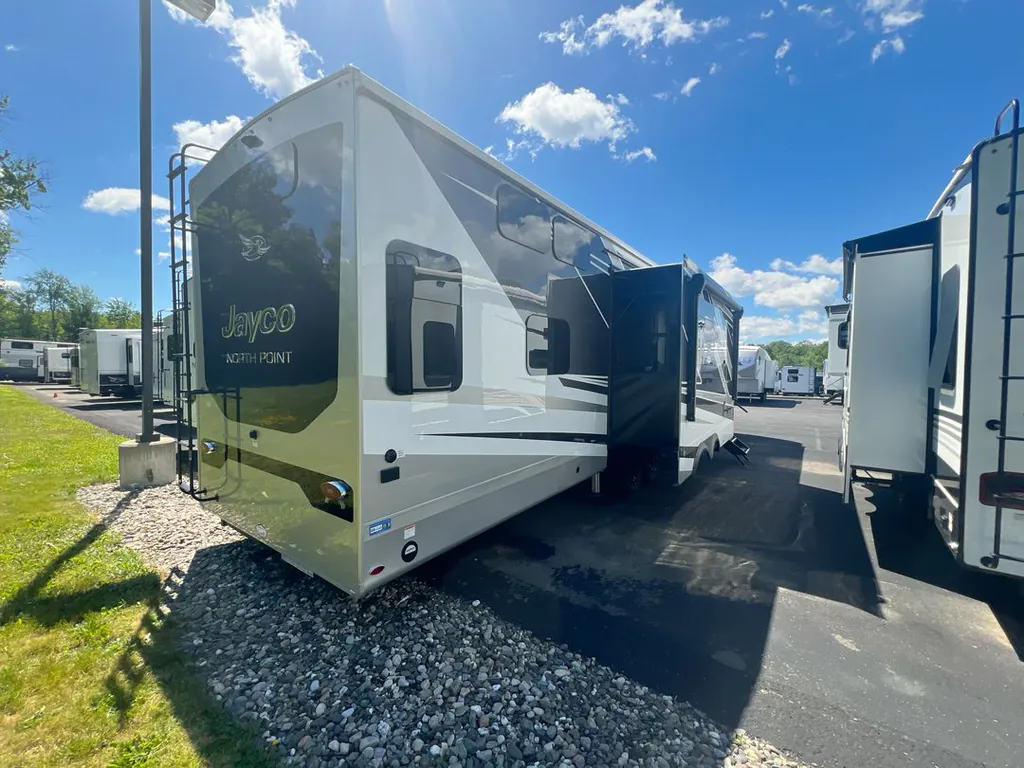 2026 Jayco North Point 395DSDB, Photos photo 9