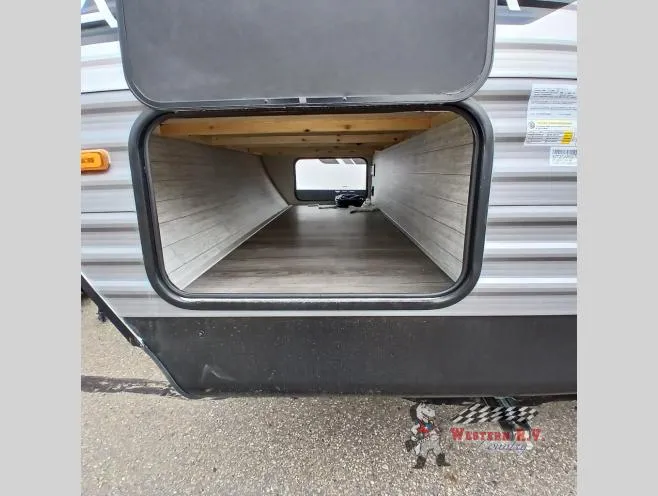 2026 Coachmen Catalina Summit Series 8 261BH - Photo 3