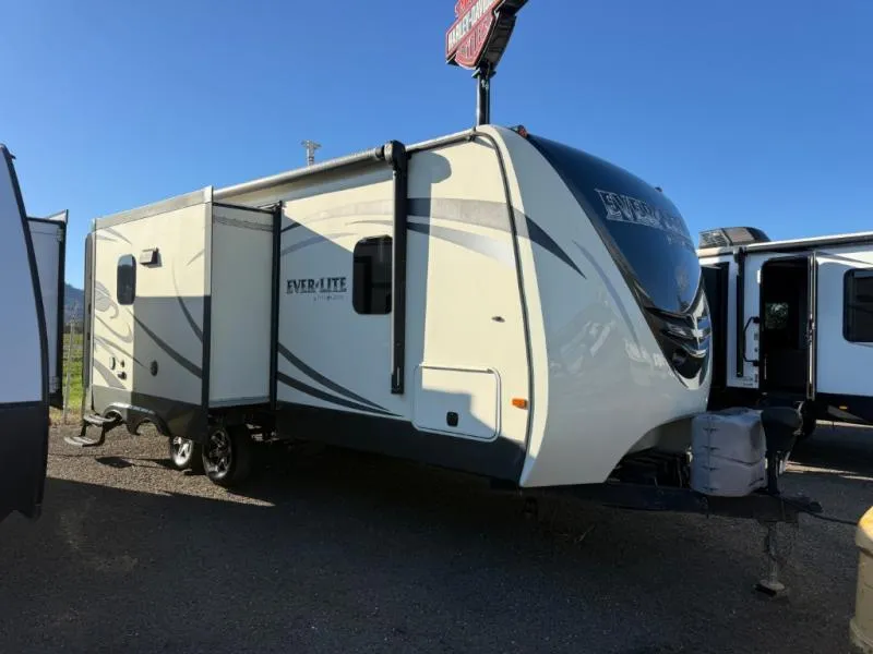 2016 EverGreen RV Ever-Lite 232RBS - Main photo