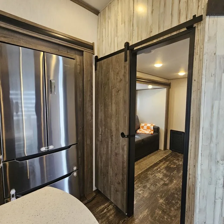 2021 Forest River Sabre 36BHQ, Photos photo 16