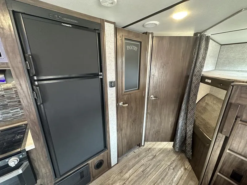 2019 Forest River Cherokee Alpha Wolf 26DBH-L, Photos photo 23