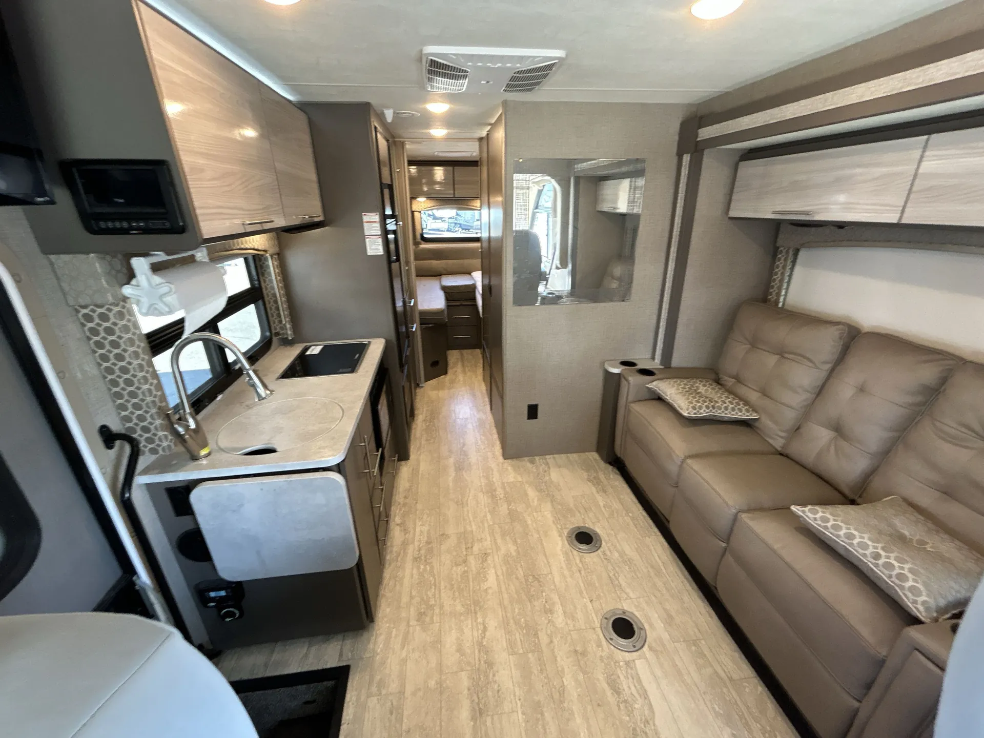2022 Thor Motor Coach Axis 24.1 — living area main