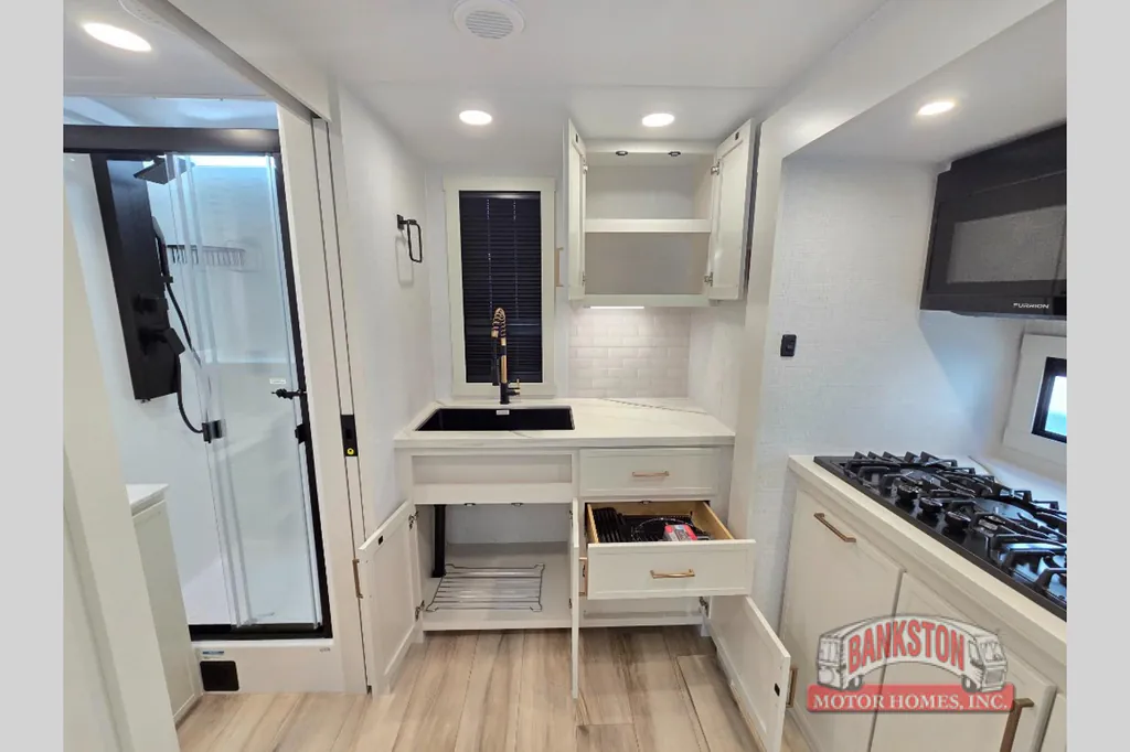 2026 Brinkley Model I 235, Photos photo 11