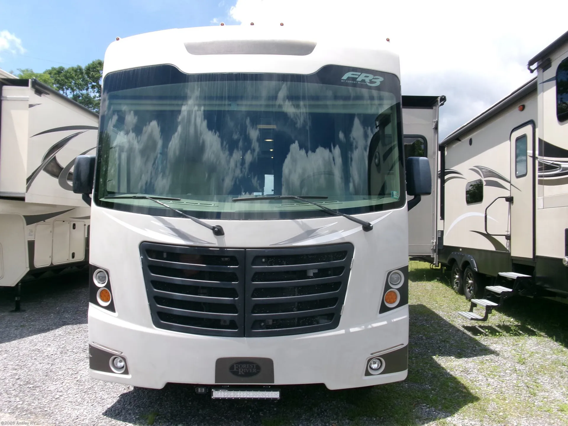 2016 Forest River FR3 32DS - Photo 4
