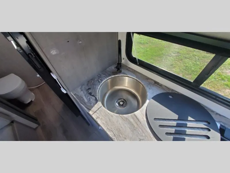 2024 Forest River Ozark 1660FQ - Photo 4