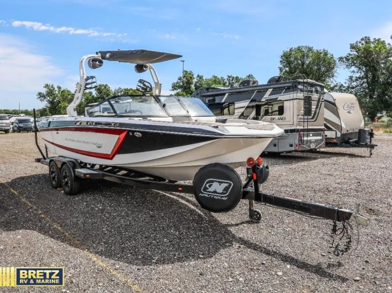 2020 Super Nautique Super Nautique Used   GS22 - Main photo