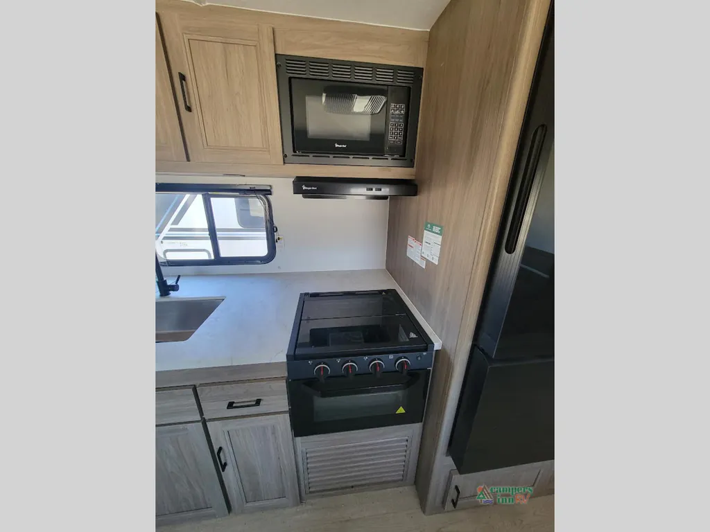 2026 Coachmen Freedom Express Select 31SE, Photos photo 43