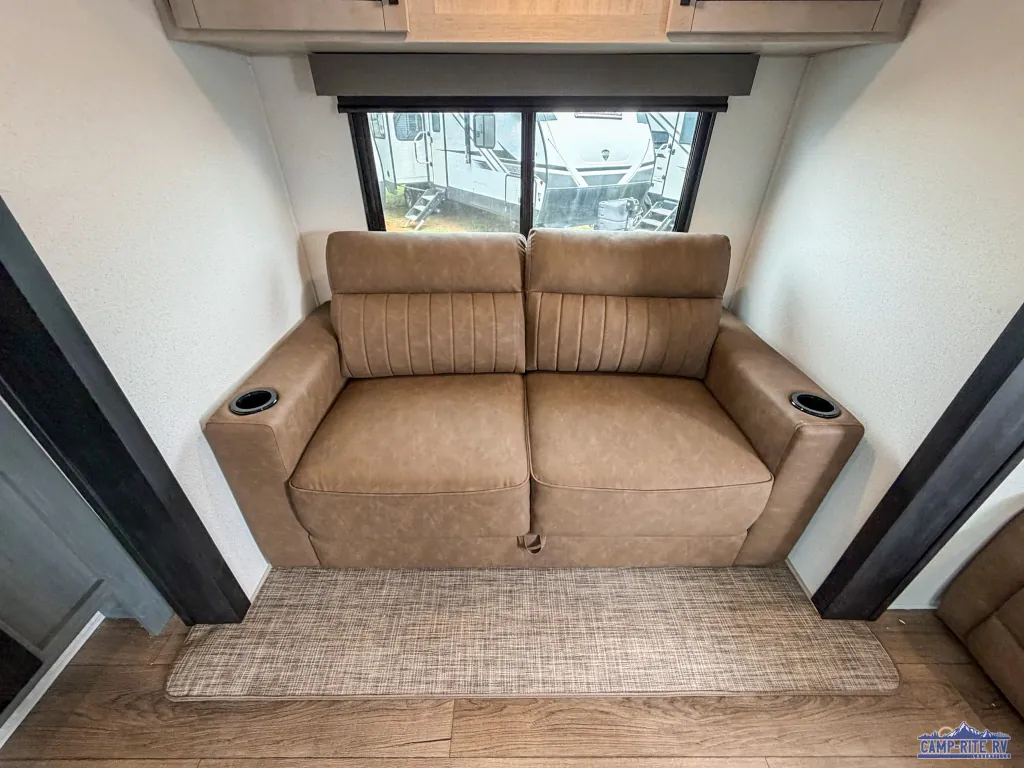 2027 Forest River Puma Vista 39FKL, Photos photo 5