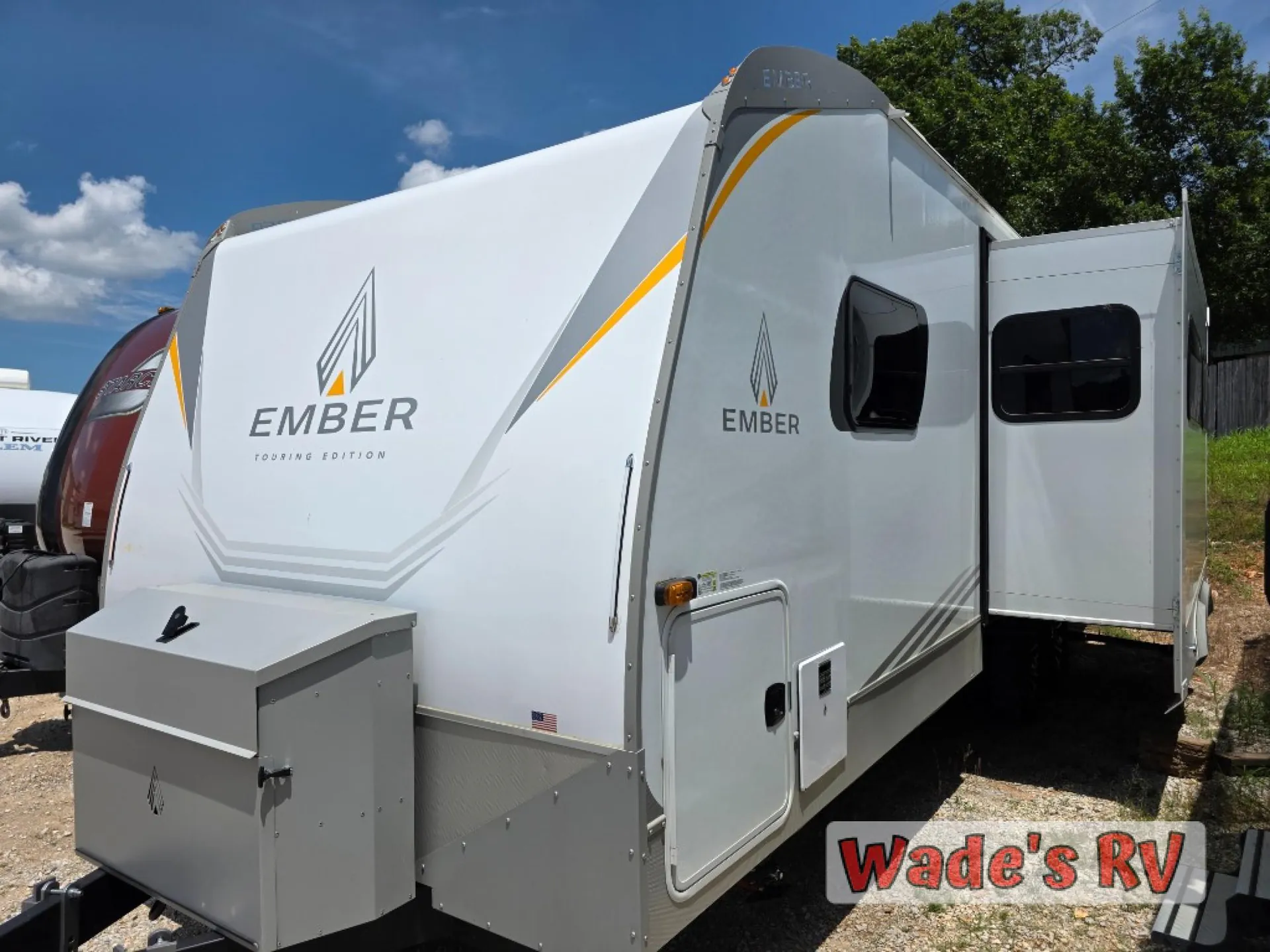 2023 Ember RV Touring Edition 26RB - Photo 4