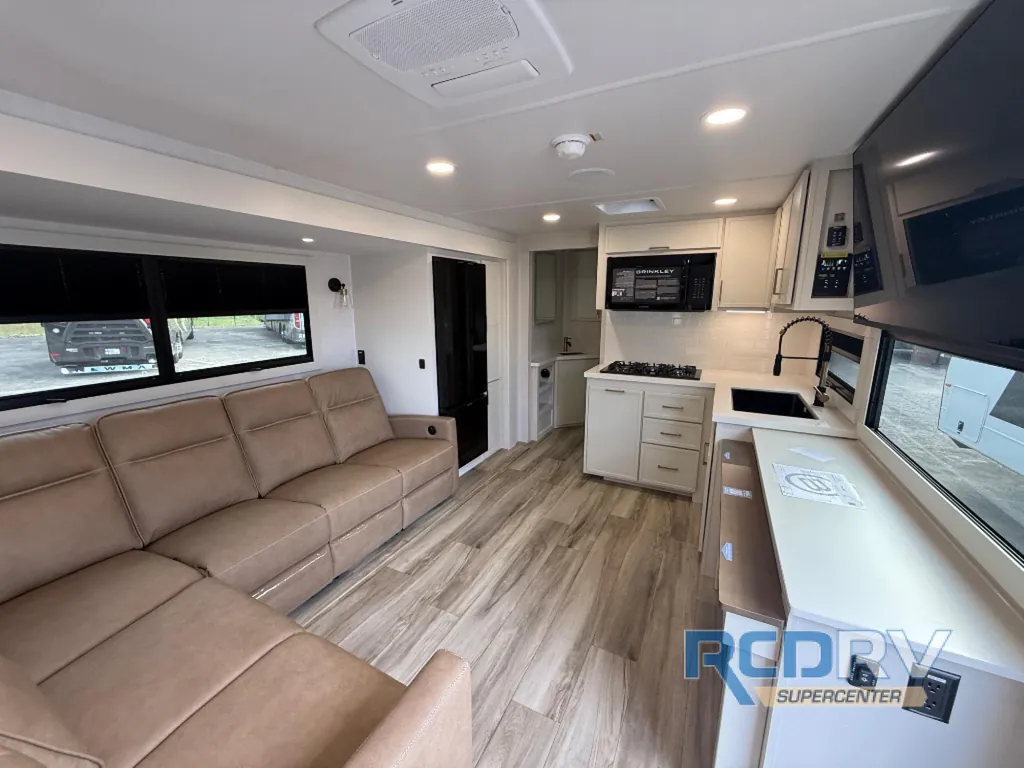 2027 Brinkley Model I 290, Photos photo 3