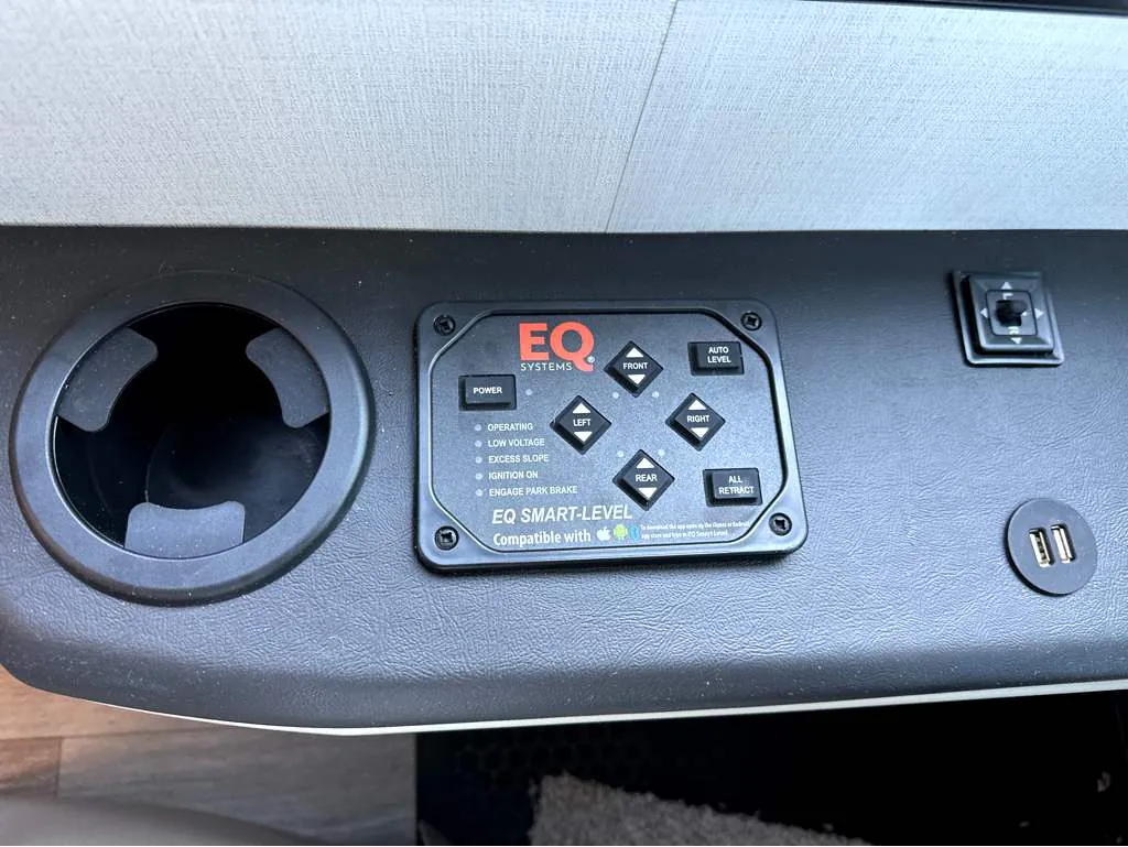2027 Entegra Coach Vision XL 36C, Photos photo 32