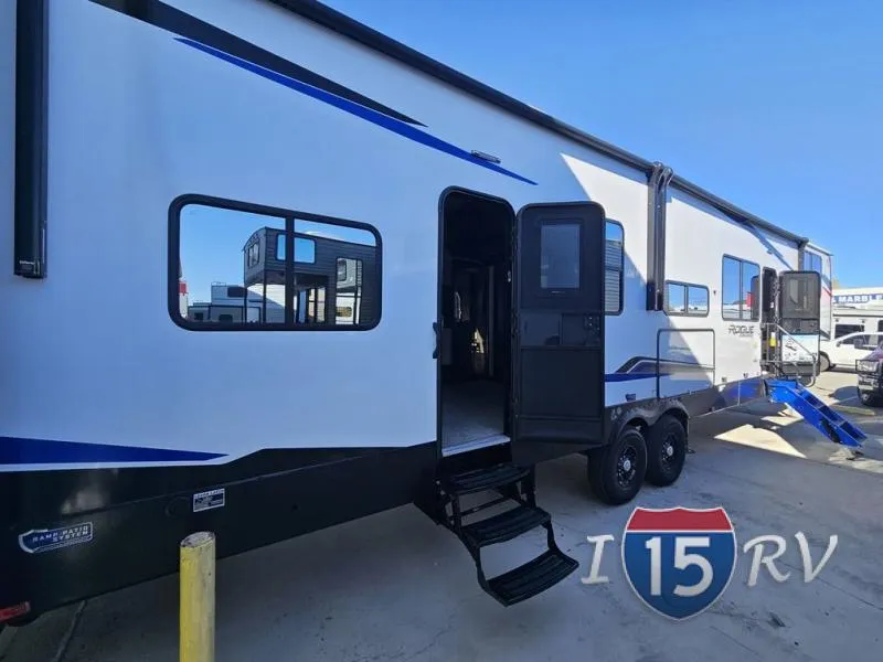 2026 Forest River RV Cherokee Rogue Armored New    4015 - Photo 3