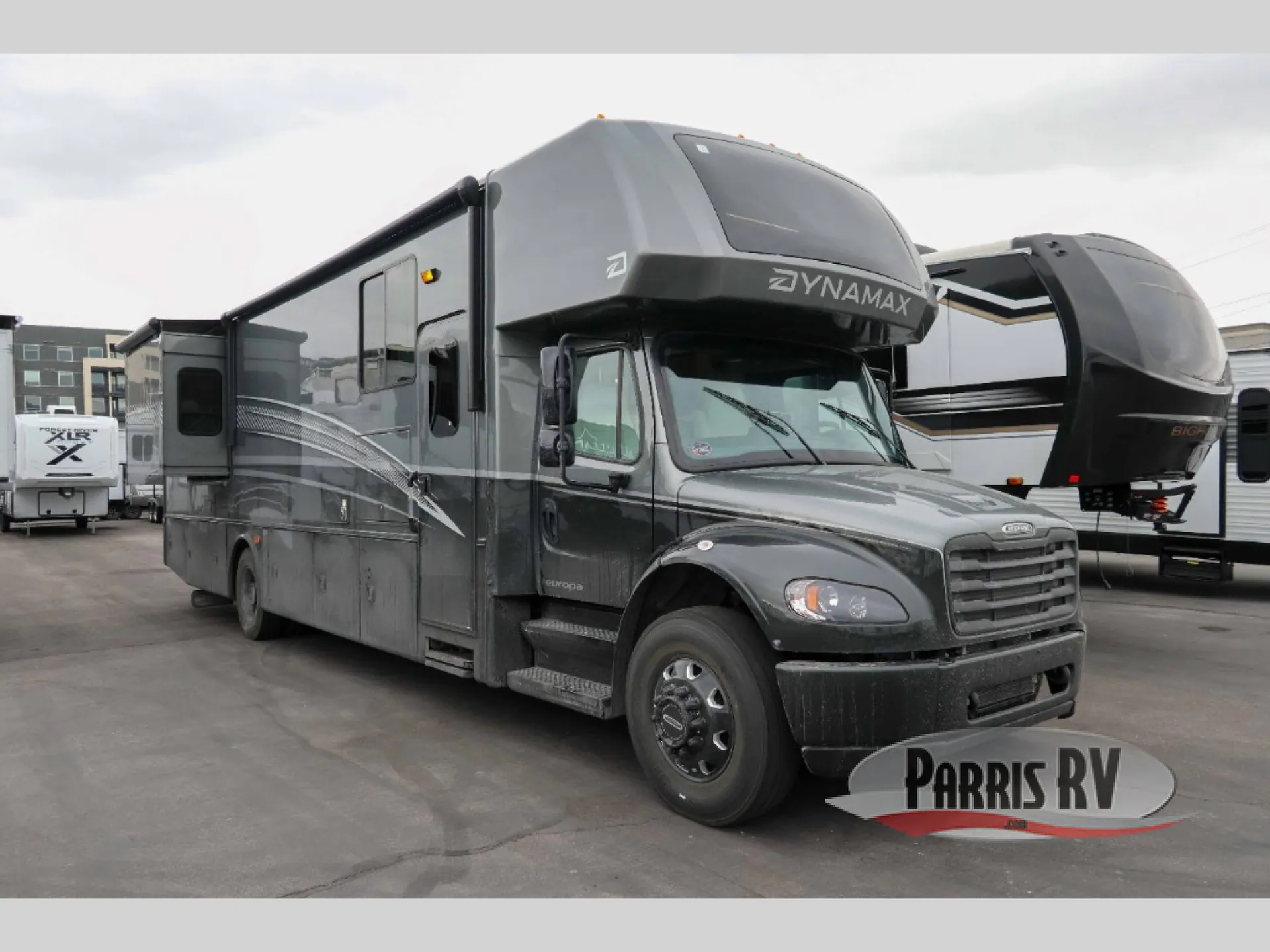 2026 Dynamax Europa S 37CA - Photo 2