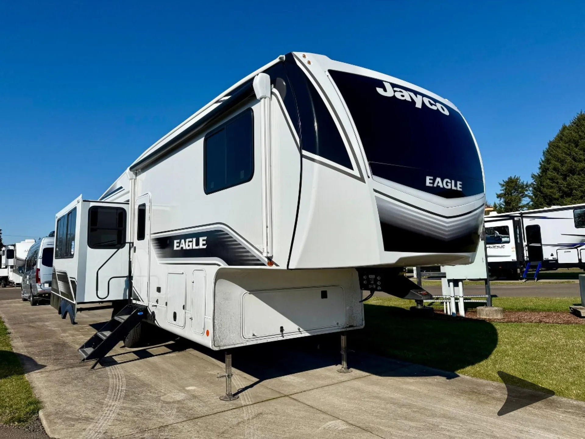 2026 Jayco Eagle HT 30CRT - Photo 2