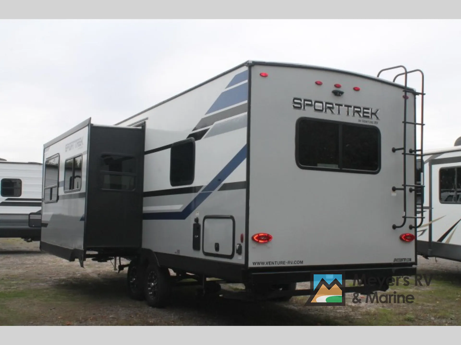 2022 Venture RV SportTrek ST251VFK - Photo 4