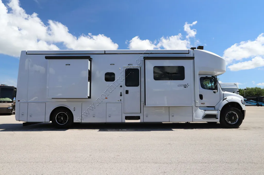 2027 Newmar Super Star 3731, Photos photo 30