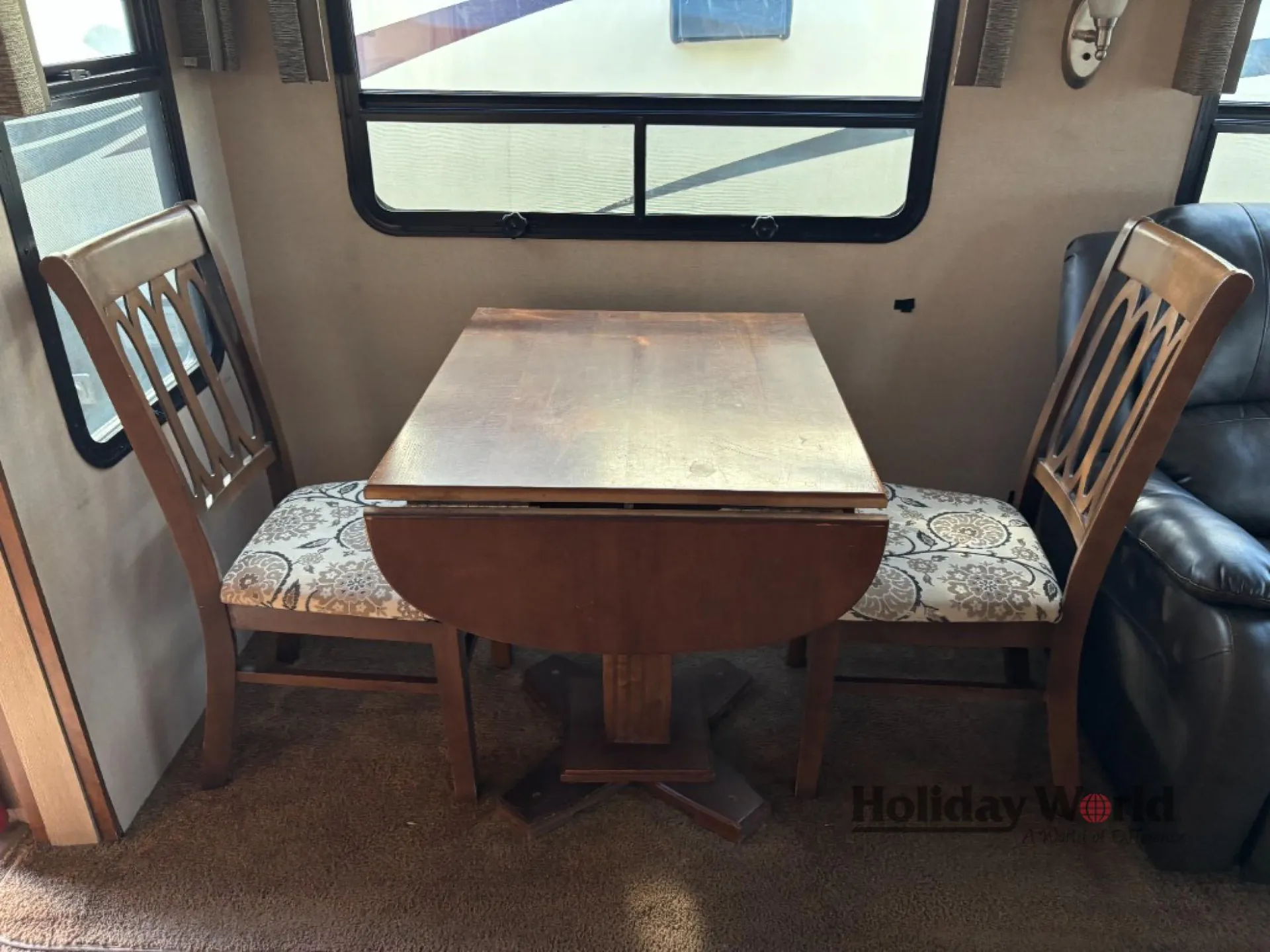2016 Forest River Blue Ridge 3045RL - Photo 3