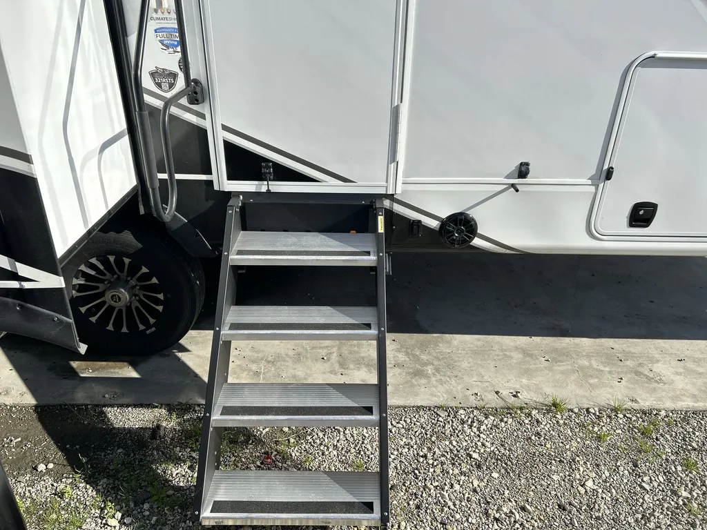 2026 Jayco Eagle 321RSTS, Photos photo 32