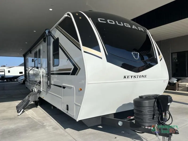 2027 Keystone RV Cougar Half-Ton 28BHS - Photo 2