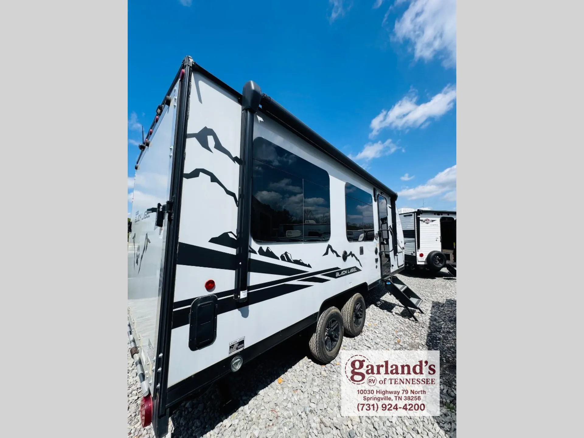 2023 Forest River Cherokee Grey Wolf Black Label 18RRBL - Photo 2