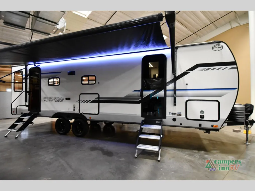 2025 Forest River Cherokee Alpha Wolf 2500RL, Photos photo 2