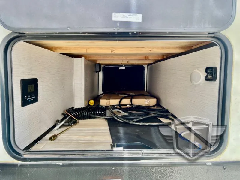 2023 Cruiser RV Hitch 18RBS - Photo 4