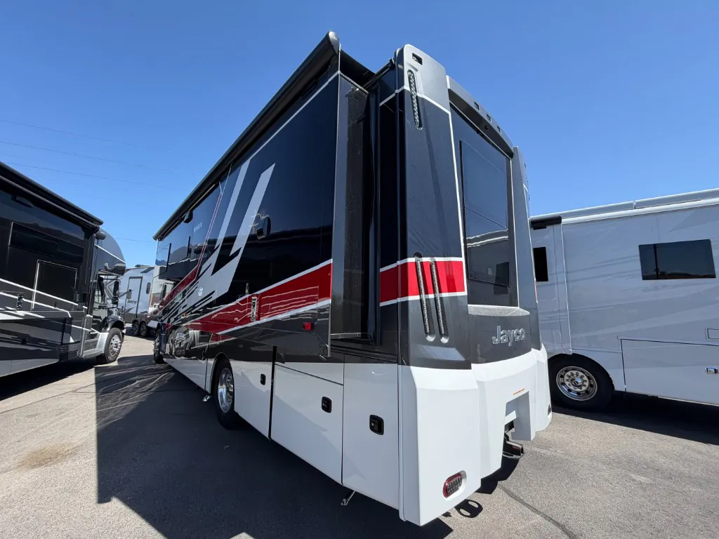 2027 Jayco Seneca 33J dealer photo 9 from Blue Compass RV
