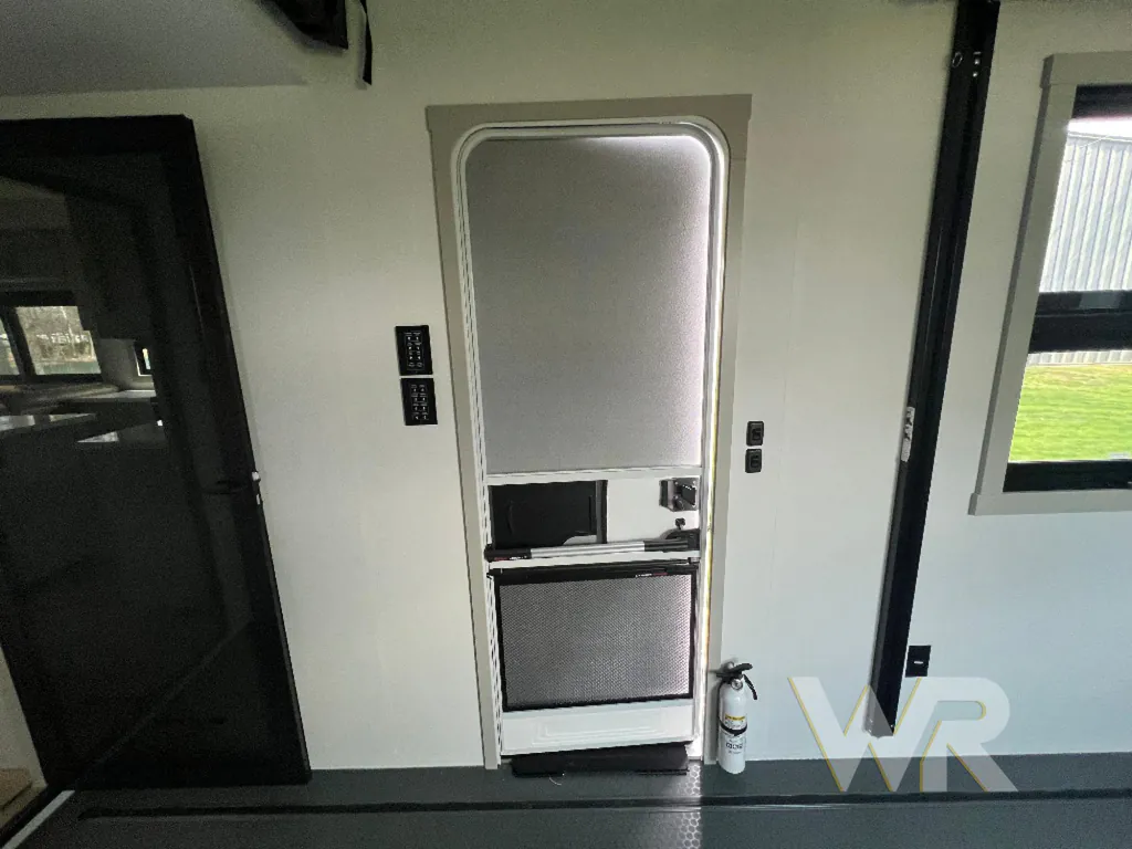 2026 Brinkley Model G 3950, Photos photo 76