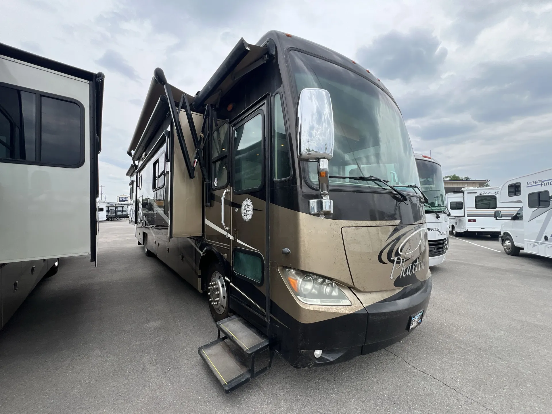 2011 Tiffin Phaeton 40 QBH - Photo 2