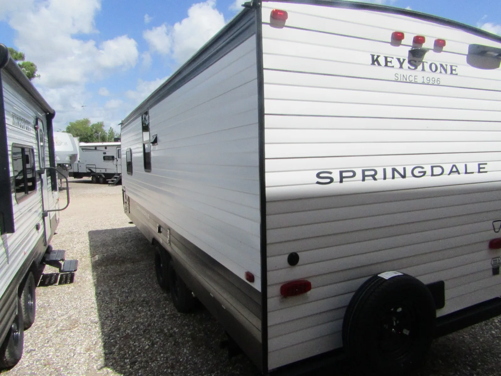 2026 Keystone Springdale 2300BH - Photo 4