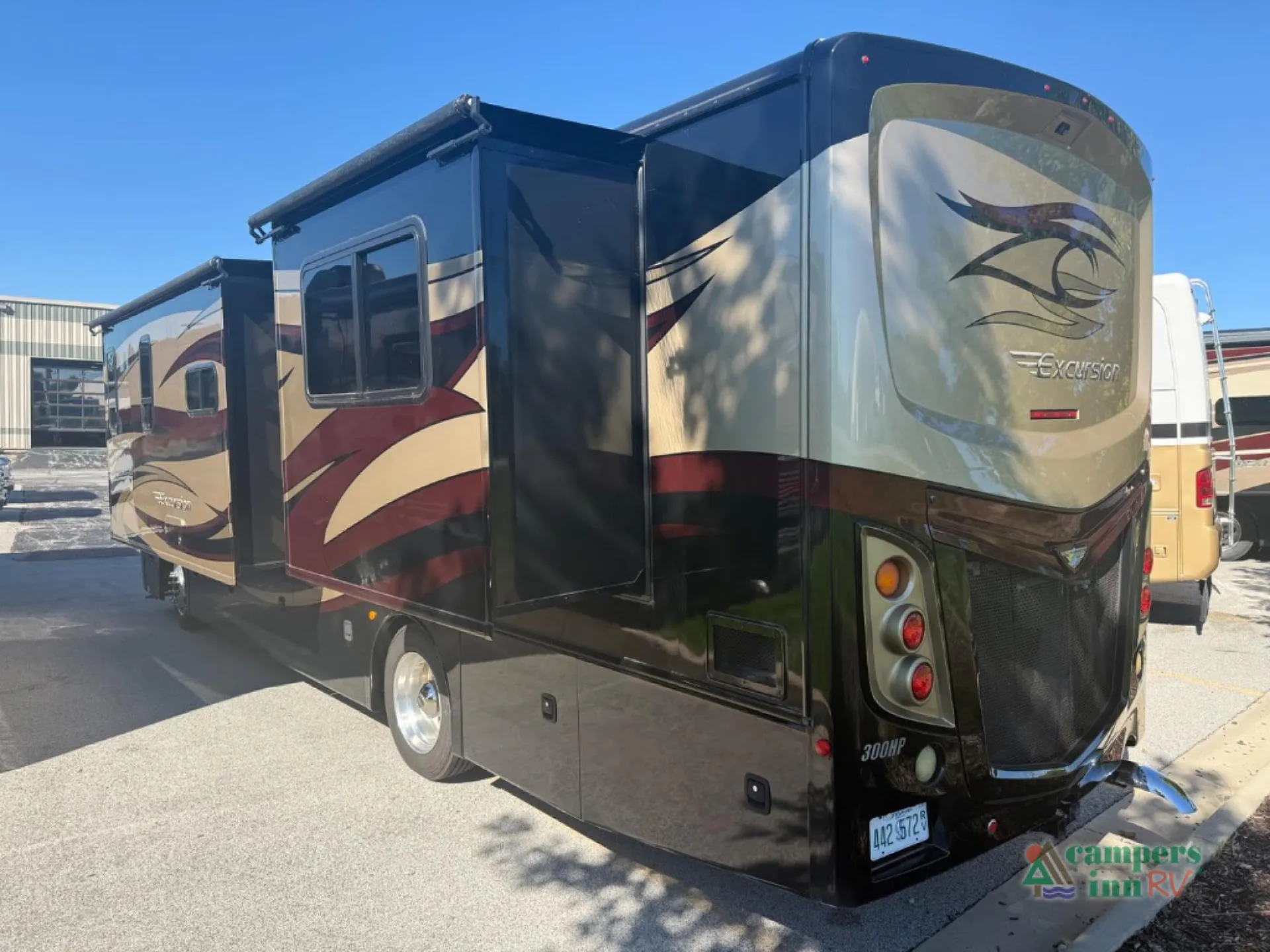 2014 Fleetwood Excursion 33D - Photo 3