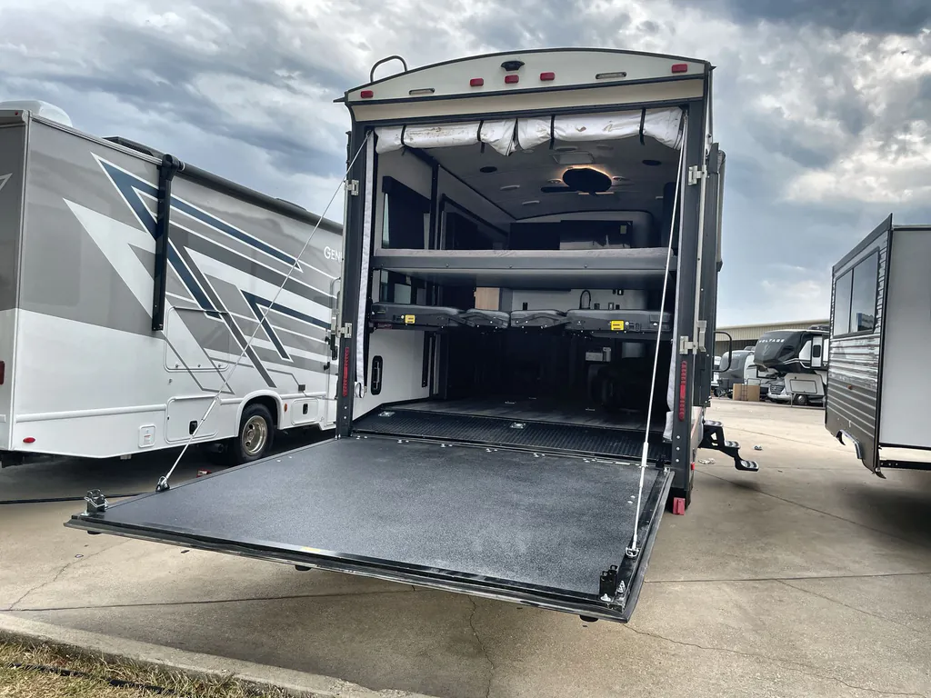 2022 Cruiser RV Stryker ST-2816, Photos photo 9