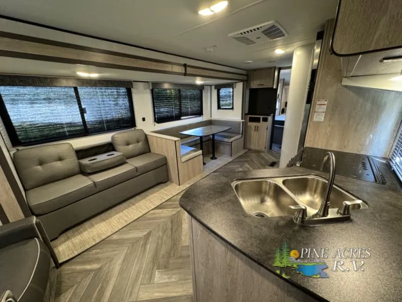 2022 Heartland Prowler 256RL - Photo 4