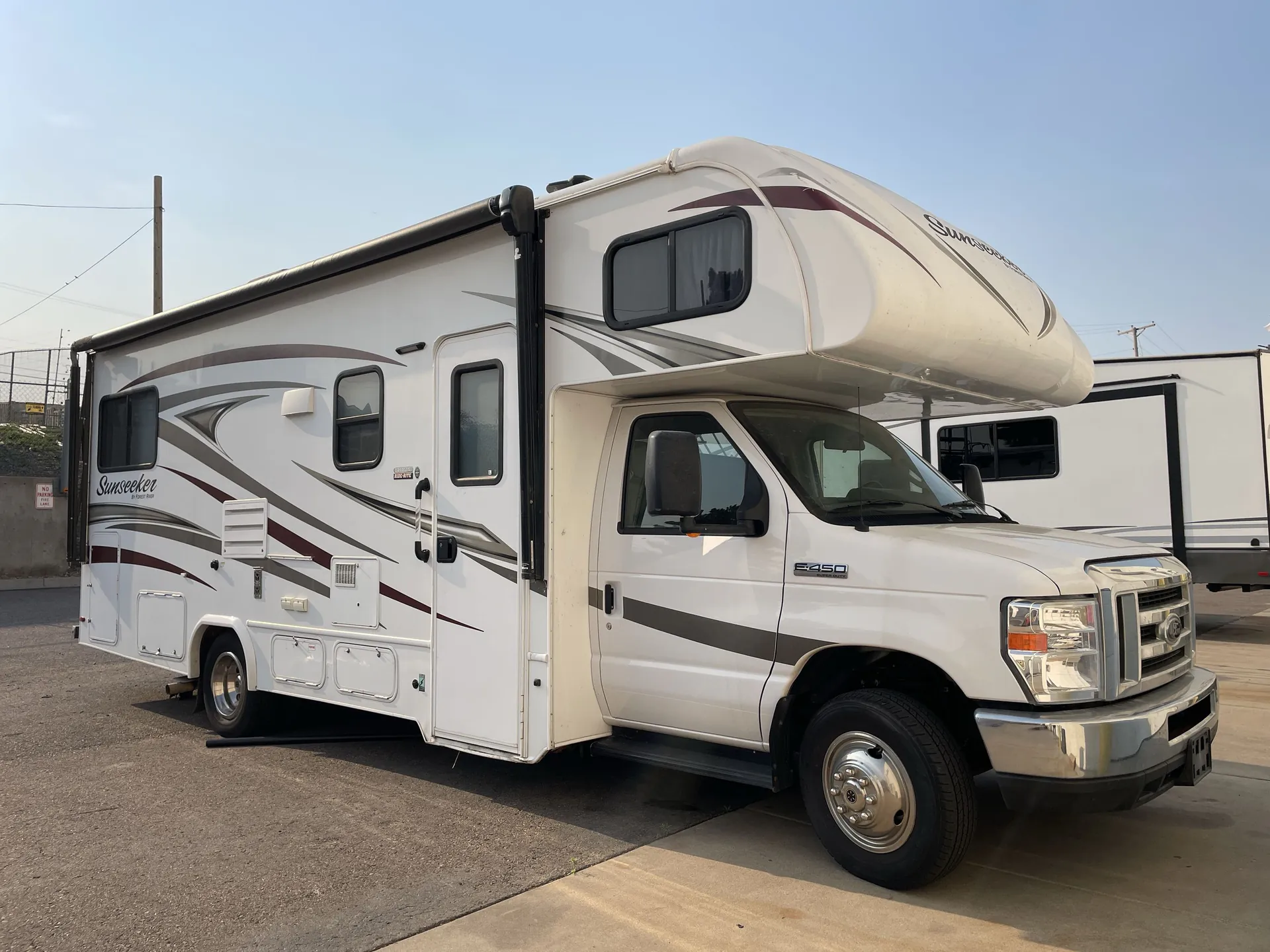 2018 Forest River Sunseeker 2500TS - Photo 2