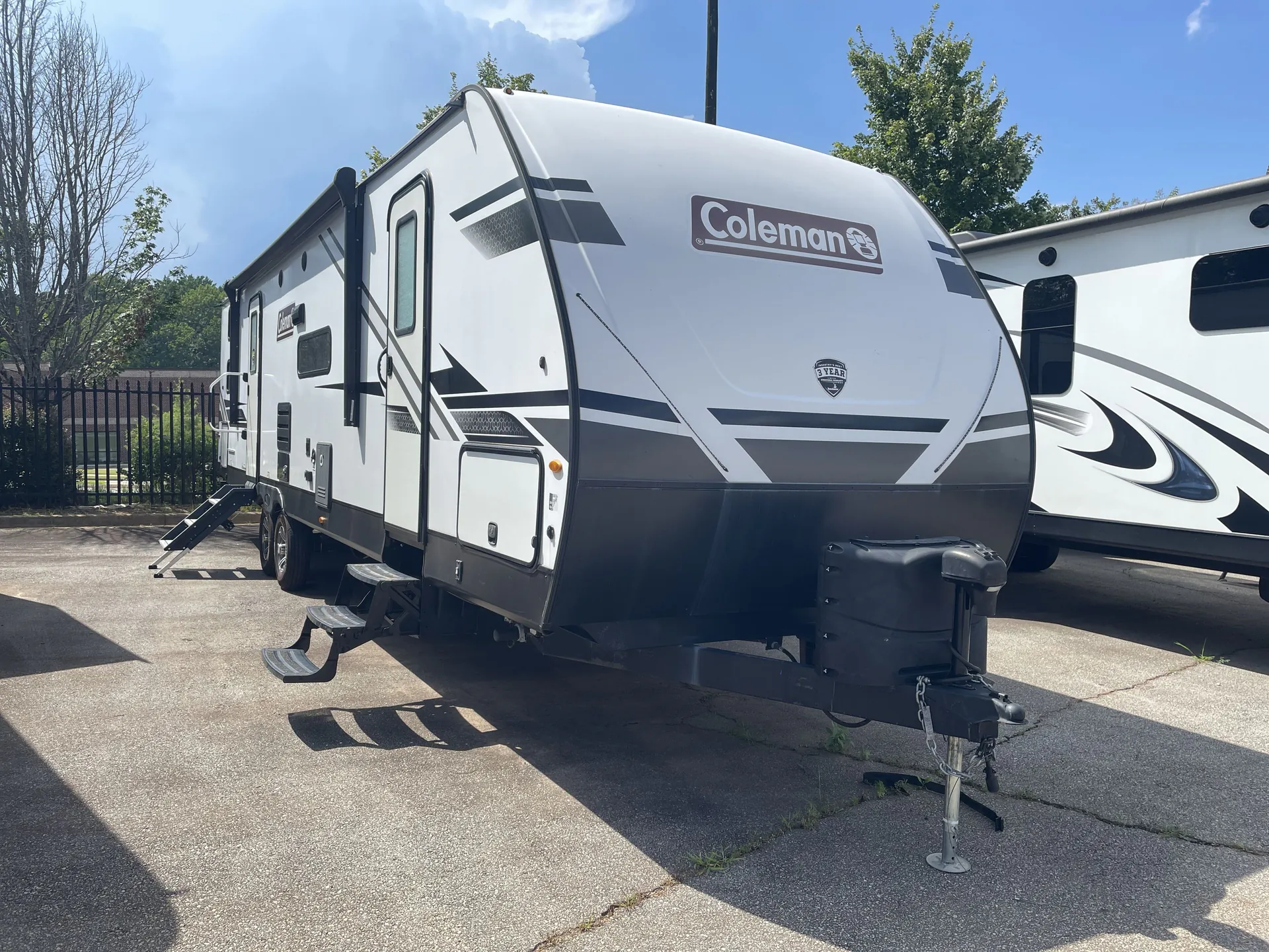 2023 Coleman Coleman Light 3215BH - Main photo
