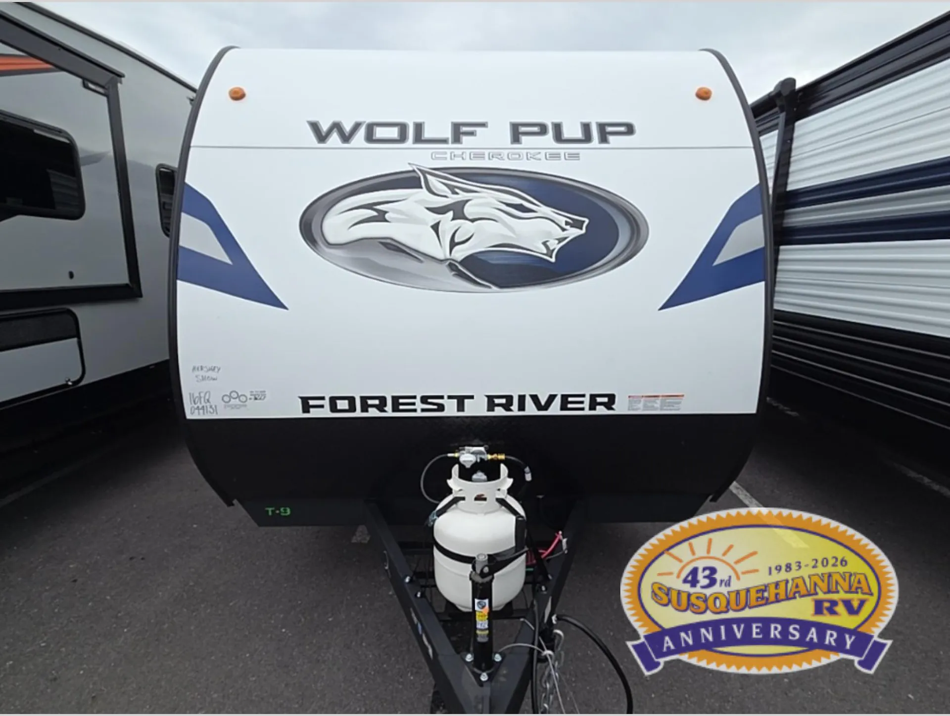 2027 Forest River Cherokee Wolf Pup 16FQW - Photo 3